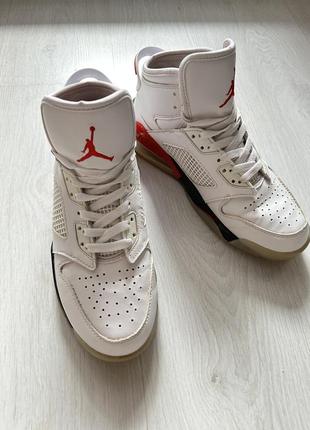 Кроссовки air jordan