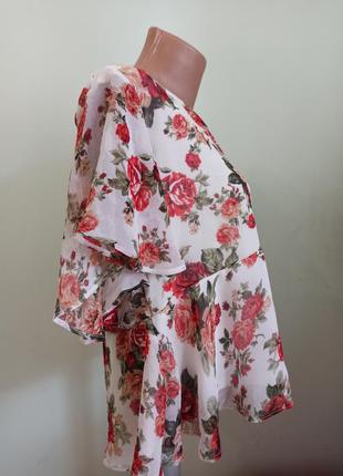 Блузка классная с баской в цветочный принт3 фото