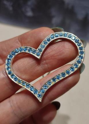 Подвеска сердце с голубыми кристаллами