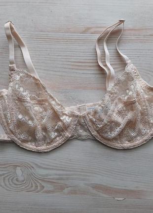 Бюст мереживо