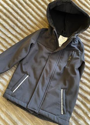 Продам ветровку softshell