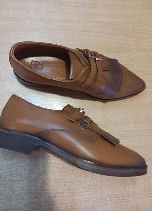 Шикарные туфли размер 39