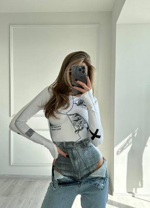 Боді тату з українськими надписами українською мовою з імітацією джинс жіночого тіла