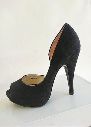 Туфлі з натуральної замші на прихованій платформі розміри 35 і 38