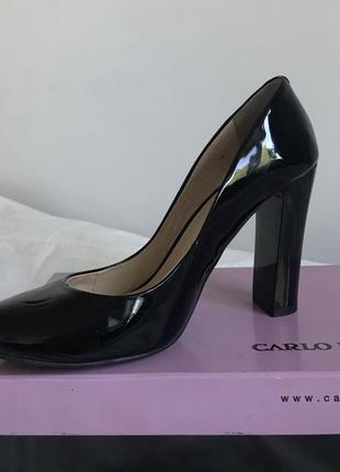 Туфли на каблуке carlo pazolini2 фото