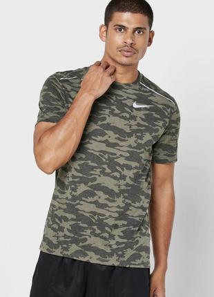 Футболка nike rise 365 camo t-shirt1 фото