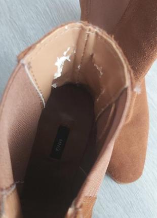 Трендові челсі на підборах mng