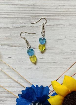 Лаконічні патріотичні сережки