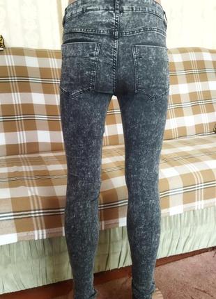 Легкие стрейчевые джинсы р.28-29 "h&m" бангладеш1 фото