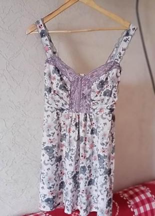 Пакет вещей женских размер 10-12 ( 8 единиц)