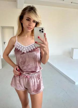 Женская велюровая пижама майка и шорты