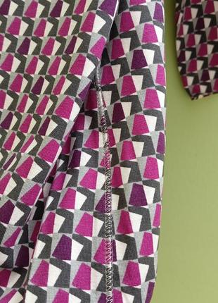 Блуза базовая лонгслив трикотажный геометрические фигуры5 фото