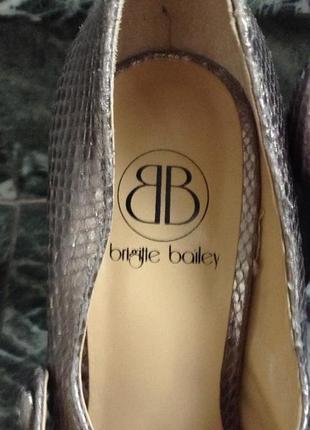 Красивые туфли из кожи змеи известной американского дизайнера bridgette boiley4 фото