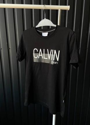 Чоловіча футболка calvin klein