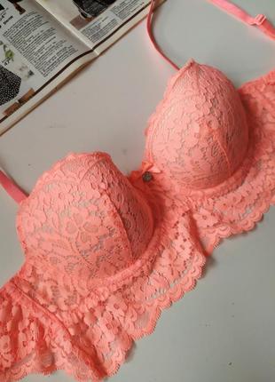 Красивий кружевний бюстгалтер hunkemoller, eur 70c