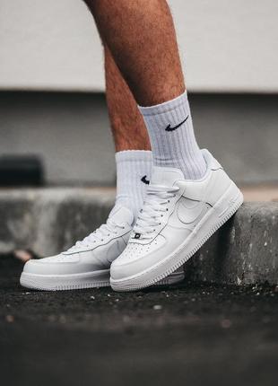 Мужские женские белые кроссовки найк nike air force 1 white [36-45] топ качество6 фото