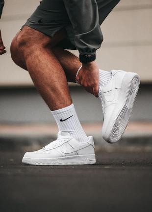 Чоловічі жіночі білі кросівки найк nike air force 1 white [36-45]  топ якість2 фото