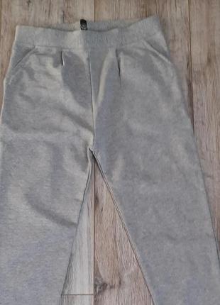 Штани спортивні завужені