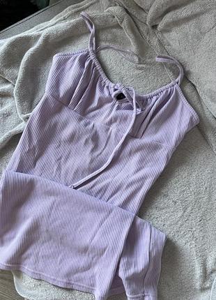Трендова базова сукня в рубчик фіолетове на бретельках фіолетове