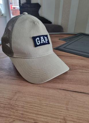 Бейсболка gap