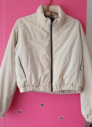 Курточка для дівчинки.