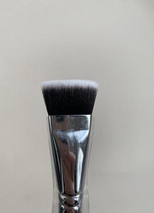 Плоский пензель для контурингу zoeva 109 v face paint vegan brush кисточка2 фото