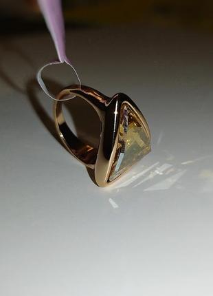 💎 кольцо золотое с камнем большим камень цитрин цвет золото перстень каблучка бижутерия люкс класса6 фото