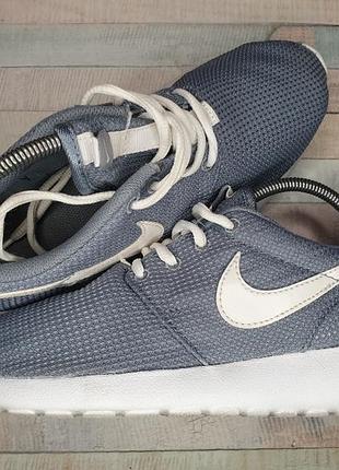 Кроссовки nike roshe