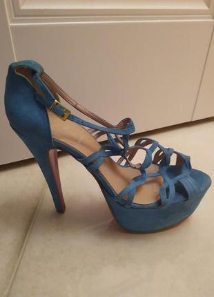 Замшеві босоніжки  платформа + високі підбори