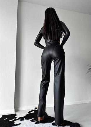 Жіночі штани