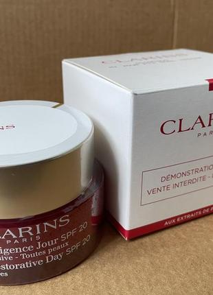 Clarins super restorative day cream jour spf 20 дневной крем для любого типа кожи лица 50ml3 фото