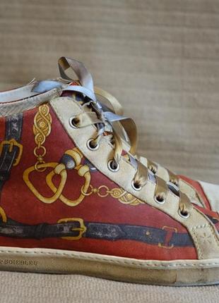 Очень нетривиальные дизайнерские кожаные сникерсы blackboard soisire soiebleu италия 38 р.