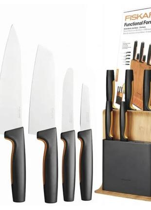 Набор ножей на подставке fiskars functional form 1057552 (6 шт.) 5 ножей + бамбуковая подставка