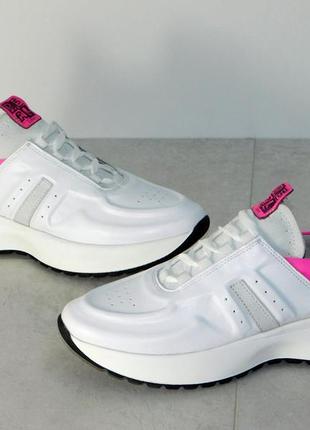 Модные кожаные кроссовки белые с розовым женские стильные4 фото