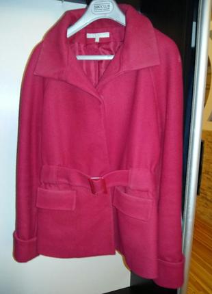 Брендовое красное пальто etam (france) осень1 фото