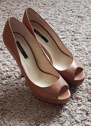 Туфли босоножки