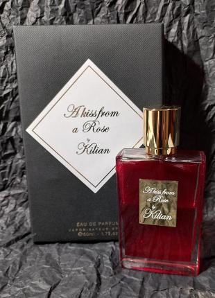 Женский парфюм by kilian a kiss from a rose - 5 ml (отливант)