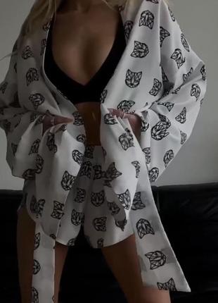 Костюм жіночий у піжамному стилі сорочка та шорти розм.42-464 фото