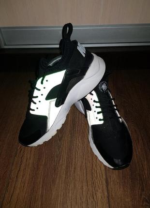 Nike air huarache ( оригинал) 36 размер