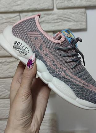 Кроссовки 2