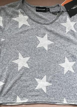 Сіра футболка з білими зірочками