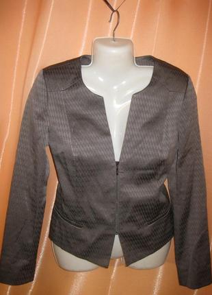 Нарядный приталенный модный пиджак жакет накидка comma длинный рукав с карманами, в офис на работу3 фото