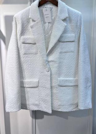 Пиджак в стиле bottega твид удлиненный белый фуксия малина5 фото