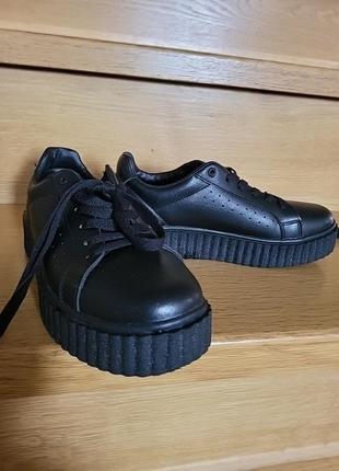 Restime ботинки