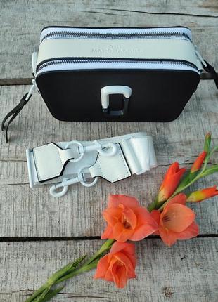 Женская стильная сумка с стиле mark jacobs в стилі марк якобс джейкобс чорна біла3 фото