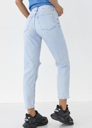 Женские джинсы рваные на коленях2 фото