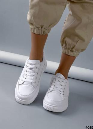Білі базові кросівки кеди6 фото