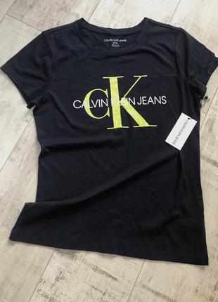 Женские футболки calvin klein ps, хs 1000 грн.6 фото