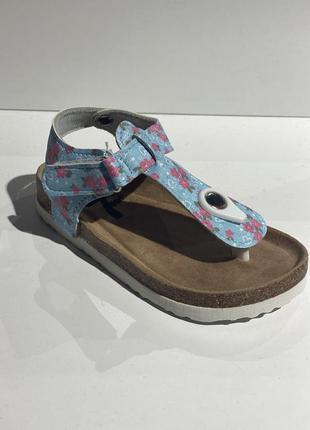 Босоножки для девочек