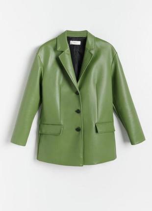 Кожаный зеленый пиджак оверсайз reserved5 фото
